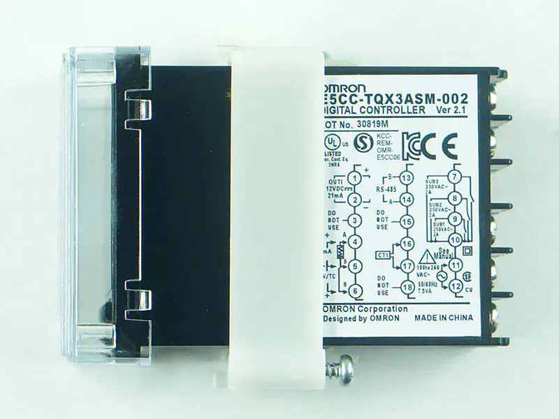 Omron E5CC-TQX3ASM-002 Temperaturregler