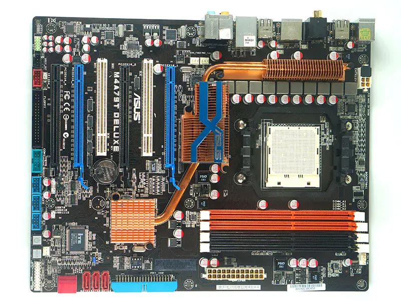 Asus M4A79T DELUXE Hauptplatine AM3 / 790FX
