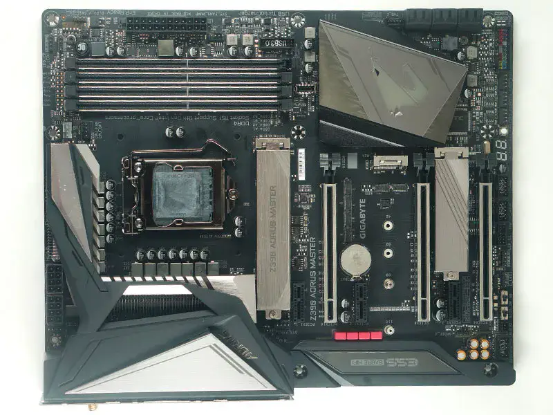 Gigabyte Z390 AORUS MASTER Hauptplatine