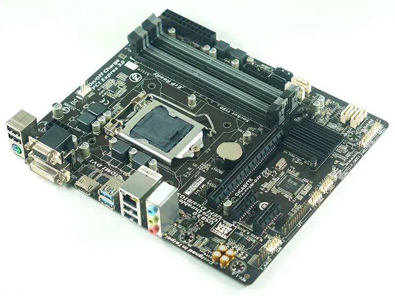 GIGABYTE GA-B85M-D3V PLUS Mainboard