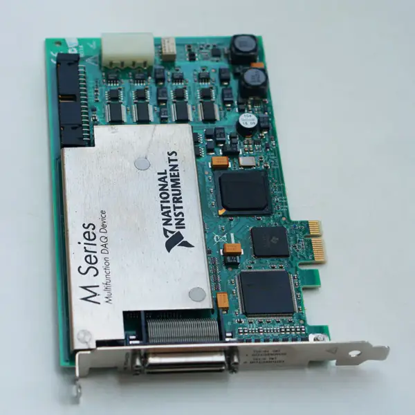 NI PCIe-6259 DAQ-Karte