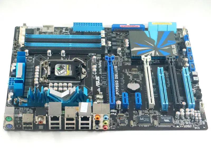 Asus P7P55D Deluxe LGA 1156 P55 Hauptplatine