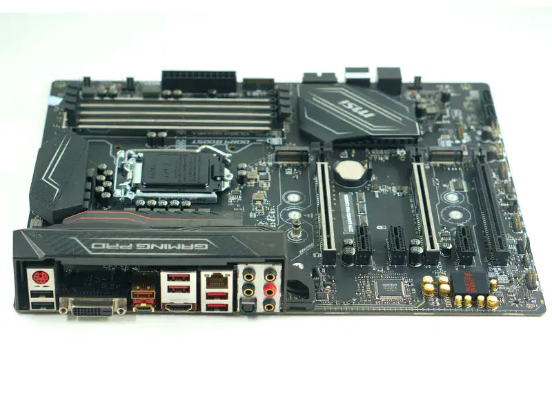 MSI Z270 GAMING PRO CARBON Hauptplatine DDR4