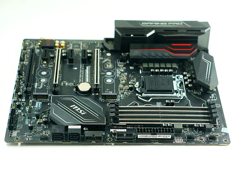 MSI Z270 GAMING PRO CARBON Hauptplatine DDR4
