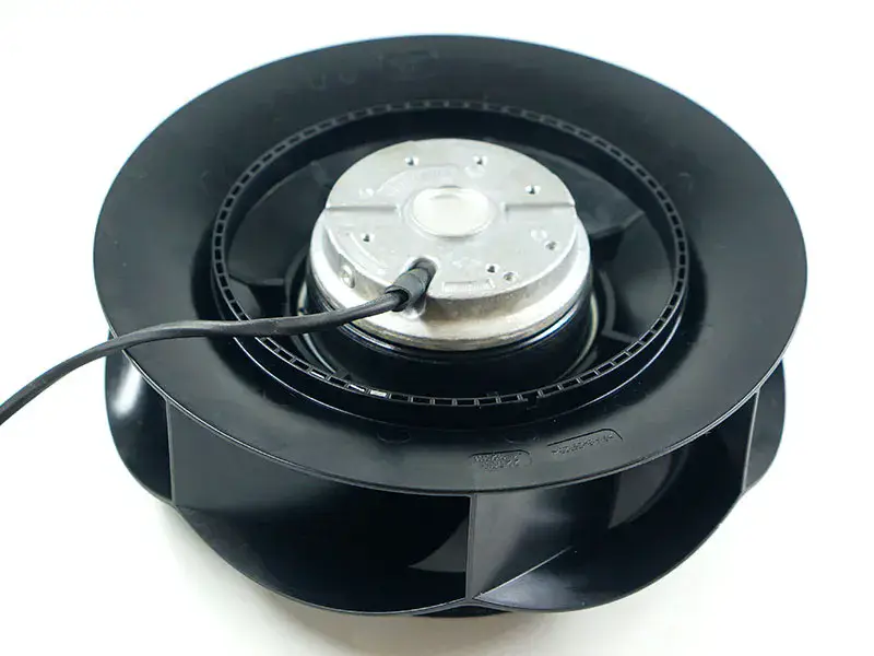 Ebmpapst R2E225-RA92-34 Lüfter