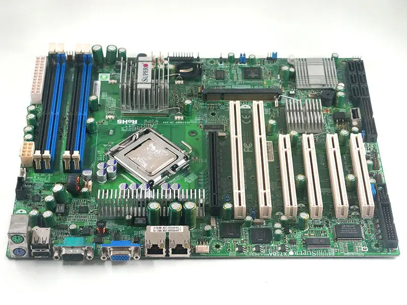 SuperMicro X7SBA Hauptplatine