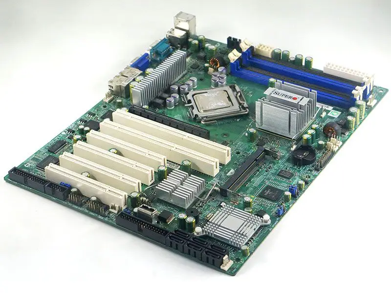 SuperMicro X7SBA Hauptplatine