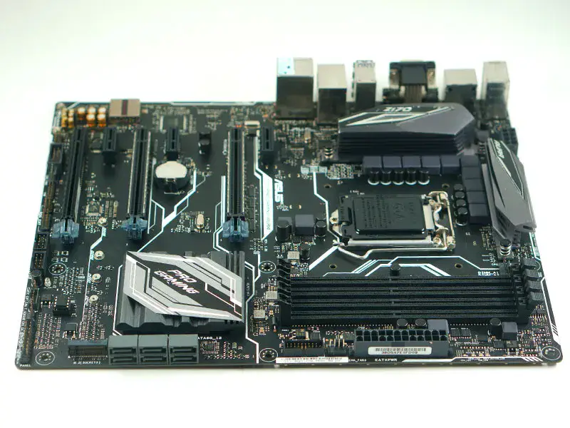 Asus Z170-PRO GAMING/AURA Mainboard