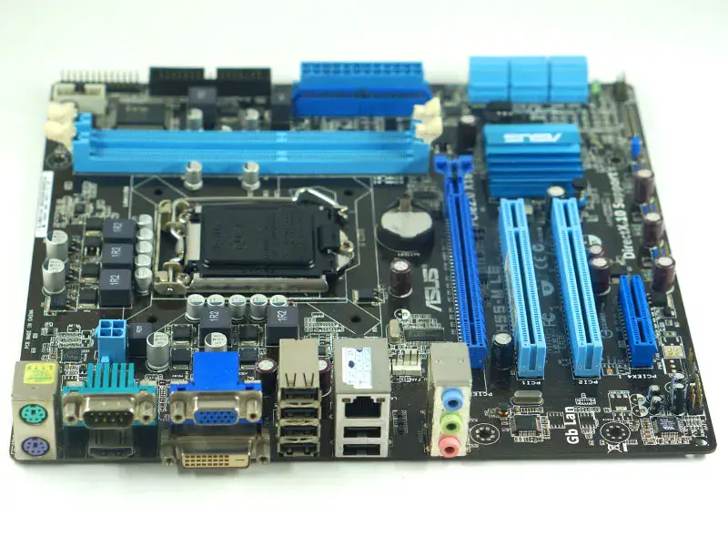 Asus P7H55-M LE LGA 1156 H55 Hauptplatine