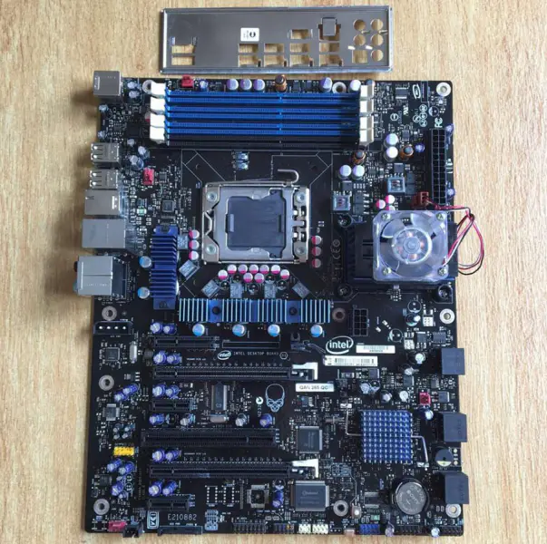 Intel DX58SO Hauptplatine