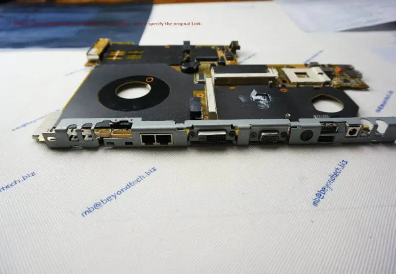 Asus F8S Hauptplatine