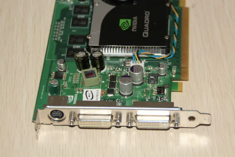 Quadro FX1700 512M PCI-E Grafikkarte DVI*2