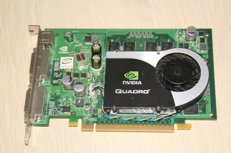 Quadro FX1700 512M PCI-E Grafikkarte DVI*2
