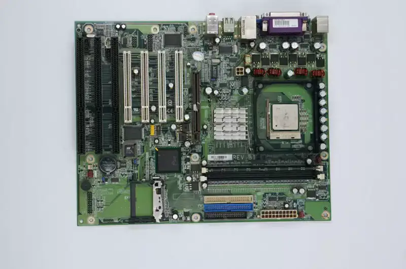 DFI G4V620-B-G Hauptplatine