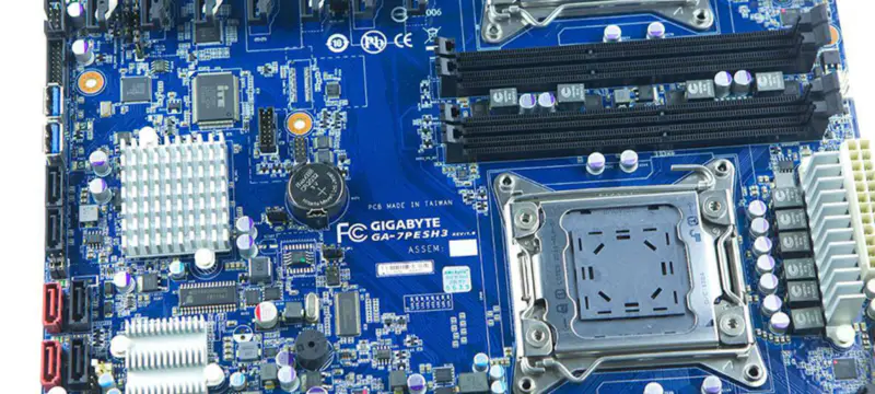 Gigabyte GA-7PESH3 Mainboard Sockel 2011 DDR3
