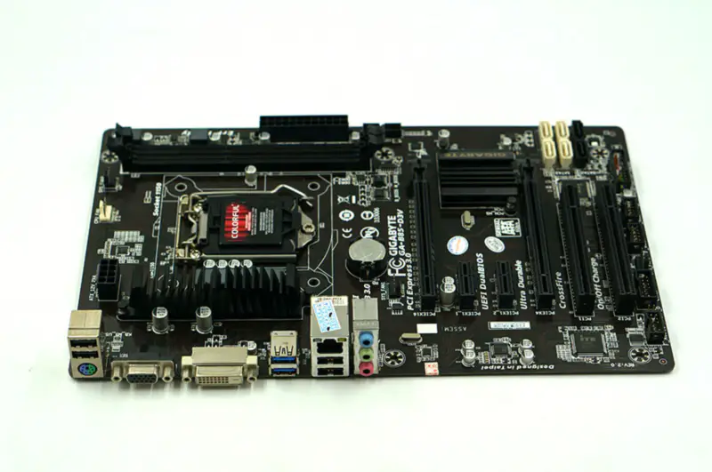 Gigabyte GA-B85-D3V B85-D3V B85 LGA 1150 ATX-Motherboard