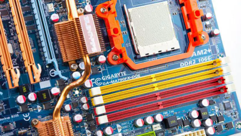 Gigabyte GA-MA790FX-DQ6 Mainboard Sockel AM2+ DDR2