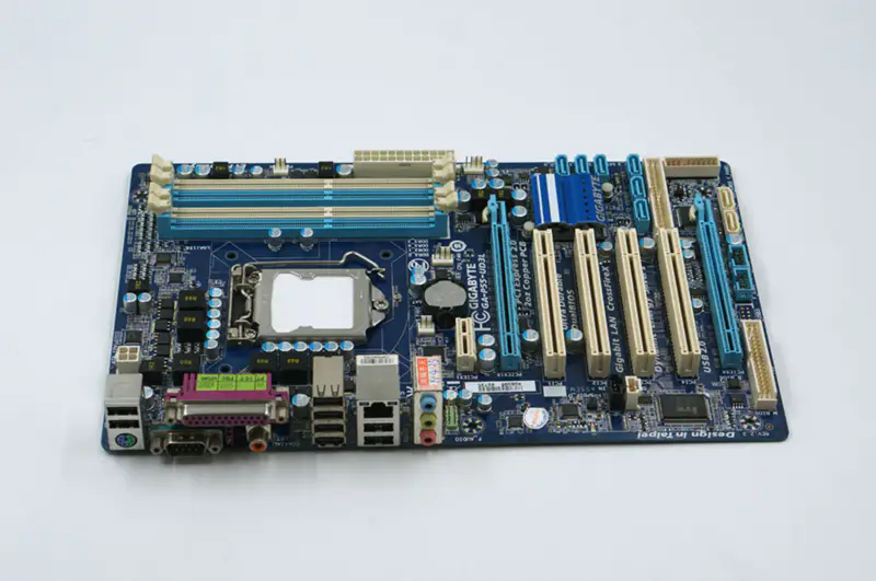 Gigabyte GA-P55-UD3L P55 P55-UD3L LGA 1156 Hauptplatine