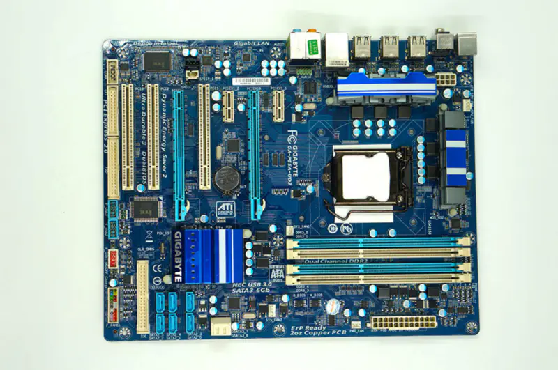 Gigabyte GA-P55A-UD3 Hauptplatine