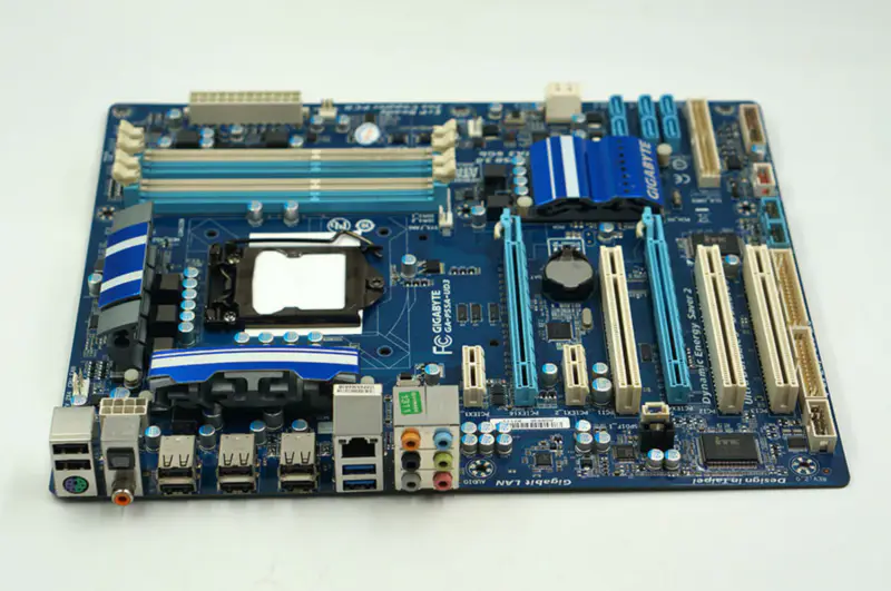 Gigabyte GA-P55A-UD3 Hauptplatine