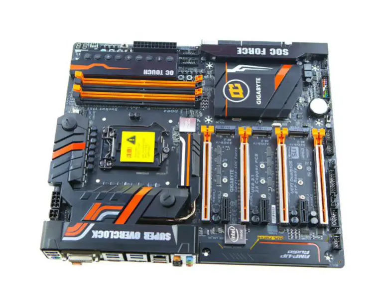 Gigabyte GA-Z170X-SOC Force Mainboard LGA 1151 DDR4