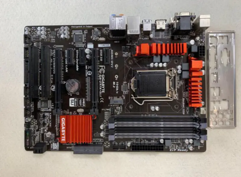 Gigabyte GA-Z97X-SLI Hauptplatine