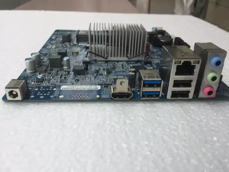 ECS GLKD-EM J4005U/EMCC64G 17X19 Mainboard