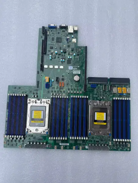 Supermicro H11DSU-iN Hauptplatine