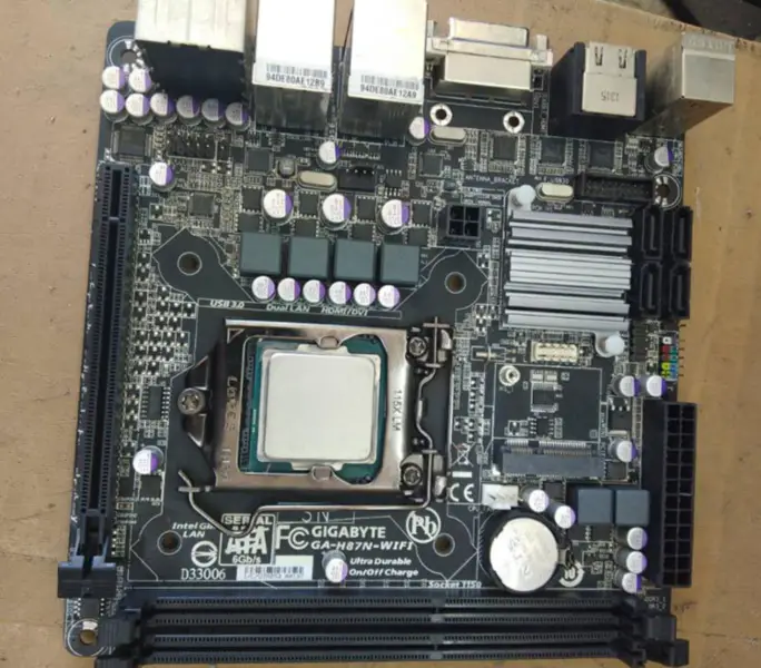 Gigabyte GA-H87N-WIFI Hauptplatine
