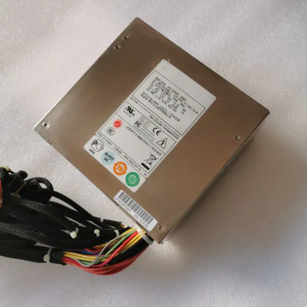 Gebrauchtes Zippy Emacs 500W Schaltnetzteil HP2-6500PE