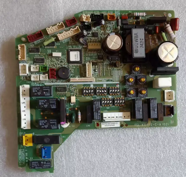 FUJITSU K01FZ-C-A(02) EZ-00318HSE-C Klimageräteplatine