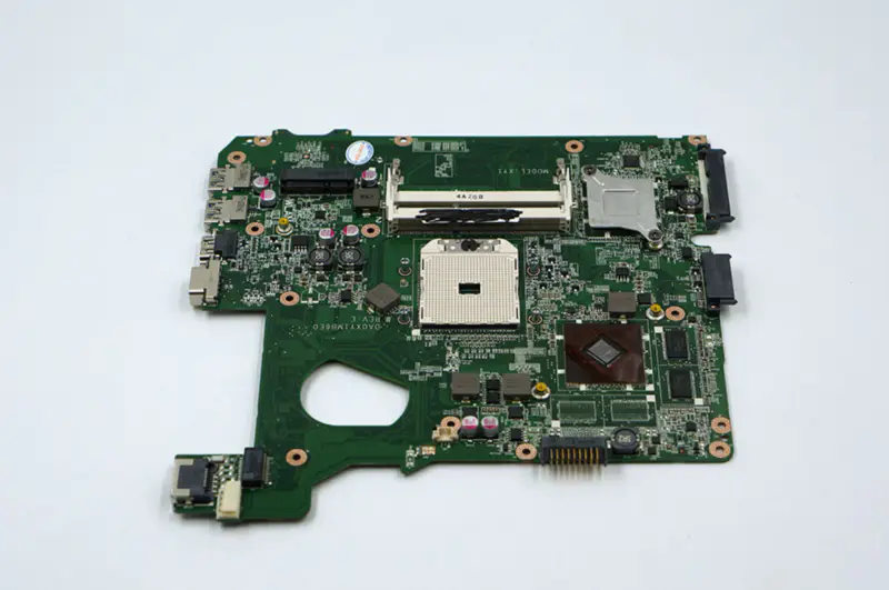 Asus Hauptplatine A45D A45DR K45D K45DR R400D R400DR HD 7470M 1 GB 216-0809000