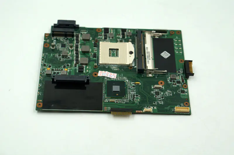 Asus Motherboard K52F mit Sockel 989 K52F