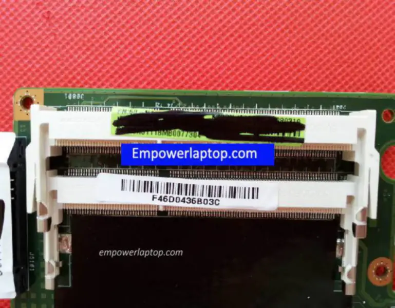 Asus K72DY Hauptplatine