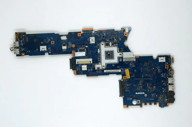 Toshiba Hauptplatine P850 P855 HD4000 K000135160 QFKAA LA-8392P REV 1.0