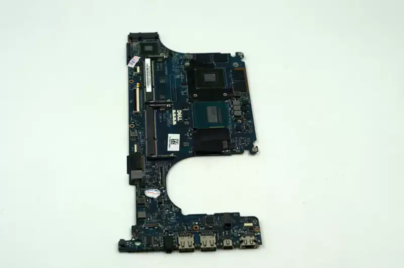 Dell Motherboard 9530 VAUB0 LA-9941P mit SR1PZ I7-4712HQ GT750M 2GB
