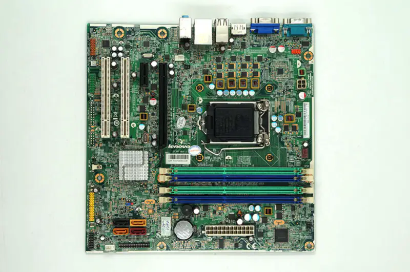 Lenovo M91 M91P M6300T M8300T IS6XM REV:1.0 Hauptplatine