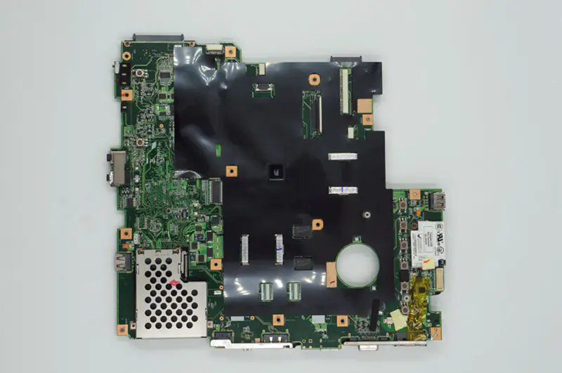 Asus M51TR mit AMD-Motherboard