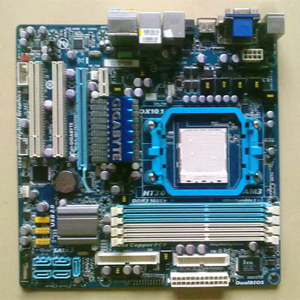 Gigabyte GA-MA785GPMT-UD2H Mainboard MA785GPMT-UD2H 785G Sockel AM3 DDR3 SATA2 USB2.0 Micro ATX