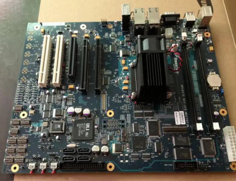 Freescale Semiconductor MPC8572DS Hauptplatine