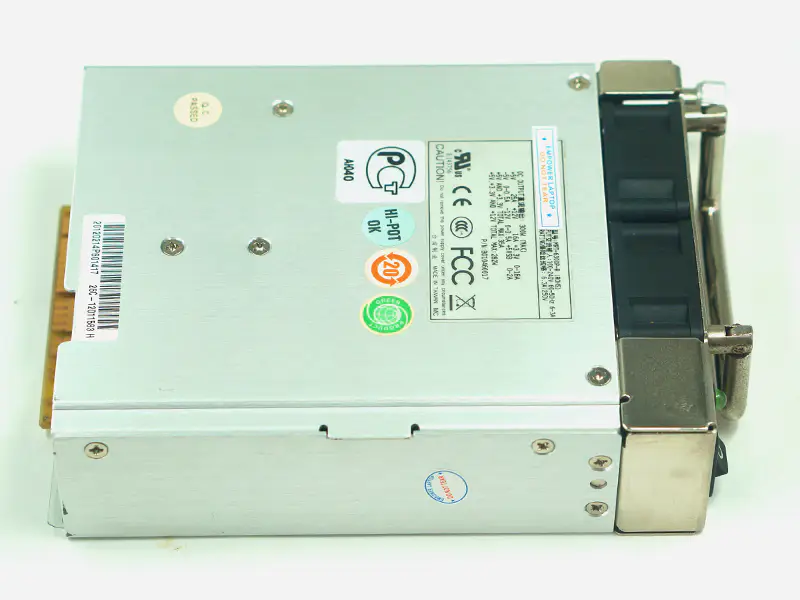 Zippy Emacs MRT-6300P-R Netzgerät