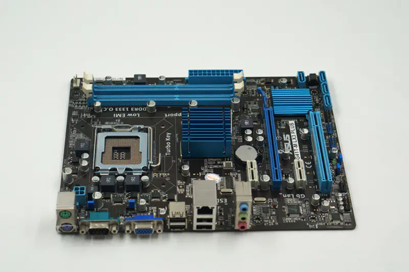 Asus P5G41T-M LX3 Plus LGA 775 P43 Hauptplatine