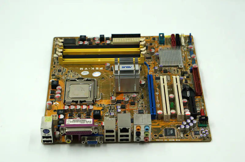 Asus P5K-VM LGA 775 Hauptplatine