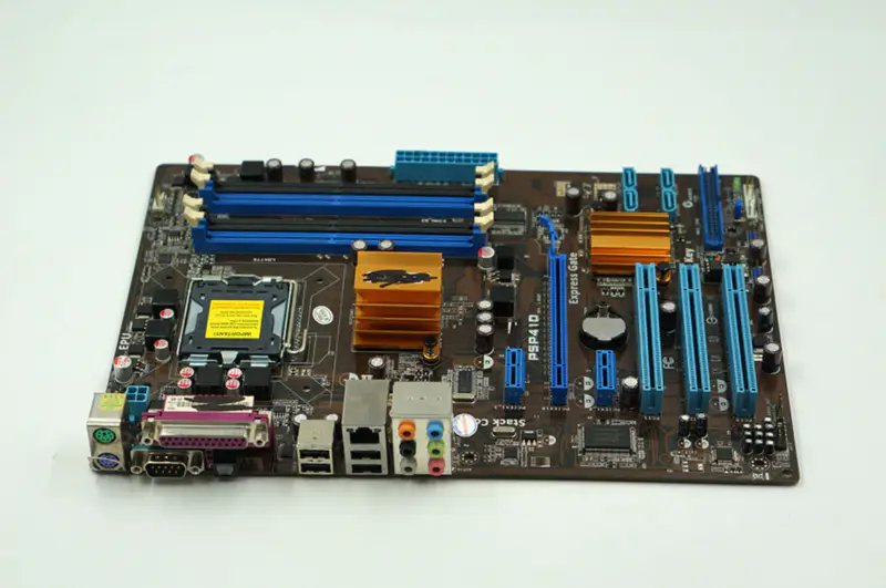 Asus P5P41D G41 LGA 775 ATX-Motherboard