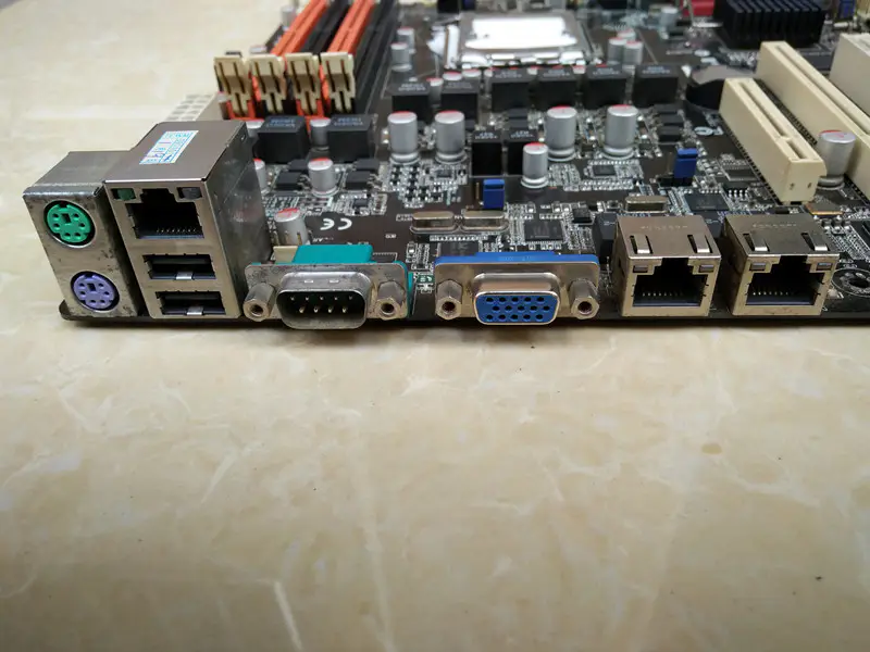 ASUS P7F-M Mainboard LGA1156 DDR3 16GB