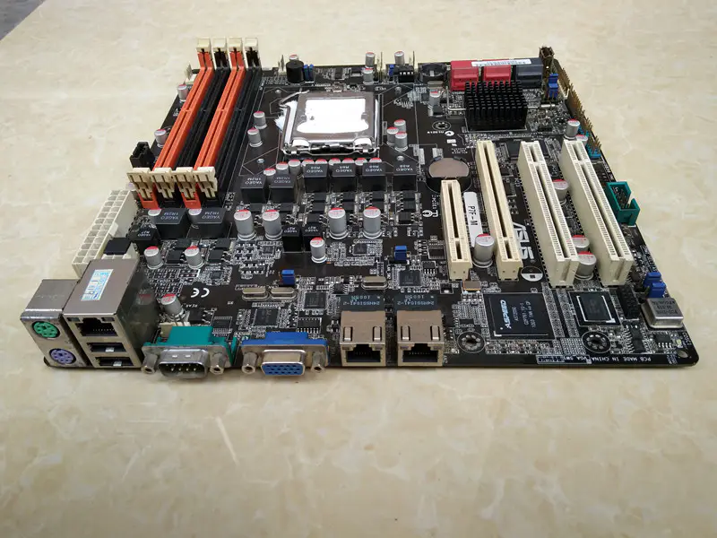 ASUS P7F-M Mainboard LGA1156 DDR3 16GB
