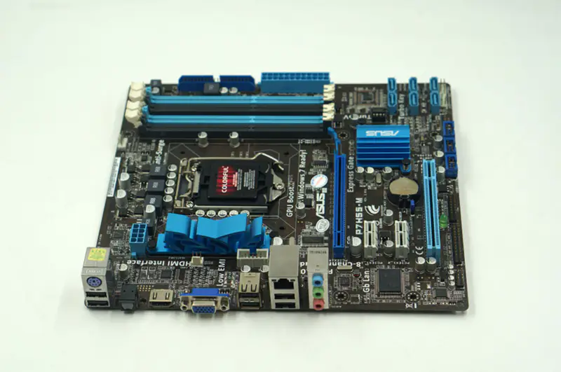 Asus P7H55-M LGA 1156 H55 Hauptplatine