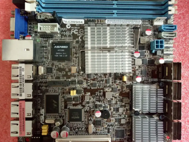 Asus P9A-I/C2550/SAS/4L Hauptplatine