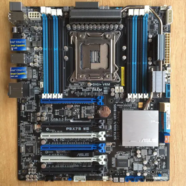 Asus P9X79 WS Motherboard LGA2011 X79