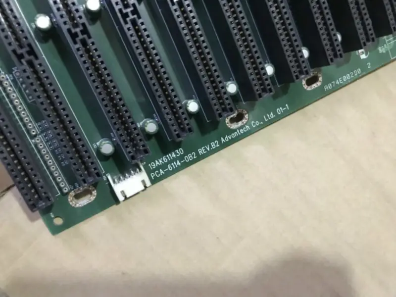 Advantech PCA-6114-0B2 Rev.B2 14-Slot ISA Backplane
